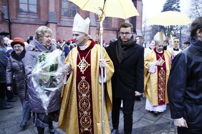 Święcenia biskupie ks. Andrzeja Iwaneckiego - cz. 1