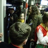 Kolędowanie z abp. Jędraszewskim w tramwaju MPK