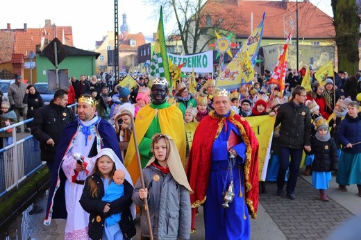 Orszak Trzech Króli drugi raz w Drezdenku 