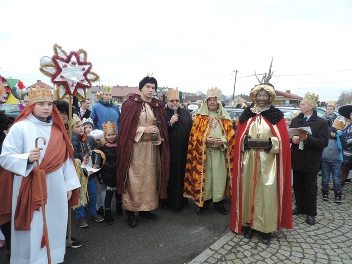 Borzęcin - Orszak Trzech Króli 2018 - nowe zdjęcia