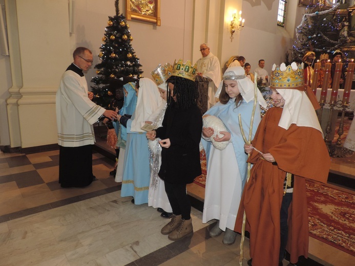 Borzęcin - Orszak Trzech Króli 2018 - nowe zdjęcia