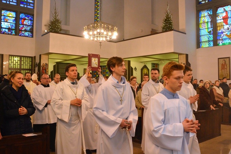 Chcą płynąć i lecieć do Panamy