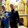 ◄	Mariusz i Kamil Drapikowscy zainstalowali w Grocie Narodzenia w Betlejem Gwiazdę Pokoju.