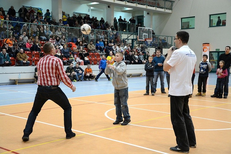 Kibicuj na VI Turnieju Futsalu Księży