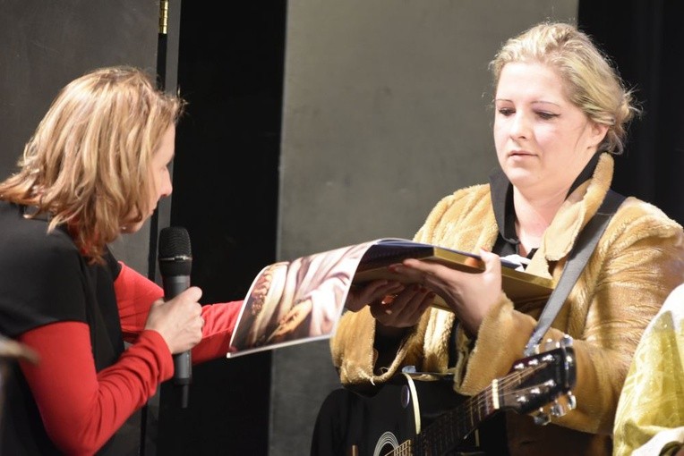 1. dzień XXVI Świdnickiego Przeglądu Zespołów Kolędniczych - 8 stycznia