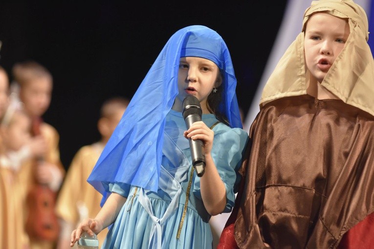 2. dzień XXVI Świdnickiego Przeglądu Zespołów Kolędniczych - 9 stycznia