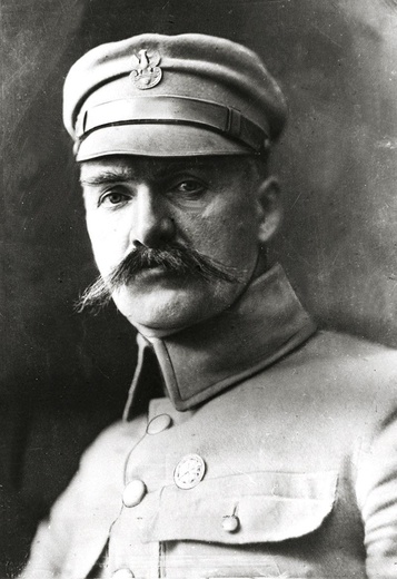 Józef Piłsudski w styczniu 1918 r. był więziony  przez Niemców w twierdzy w Magdeburgu.