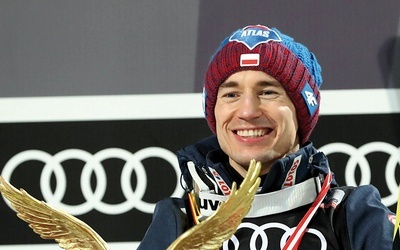 Kamil Stoch leciał najdalej w Konkursie Czterech Skoczni, wygrywając wszystkie zawody.