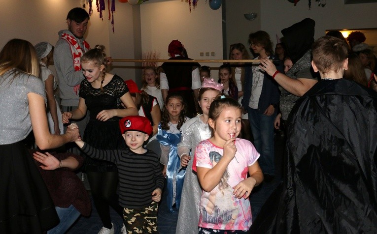 Tydzień ferii kończy wspólna zabawa