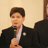 Życzenia uczestnikom spotkania i mieszkańcom złożyła wicepremier Beata Szydło