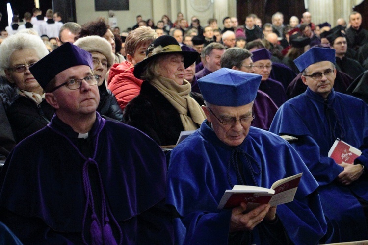 Nadanie tytułu doktora honoris causa prof. Rémiemu Brague'owi