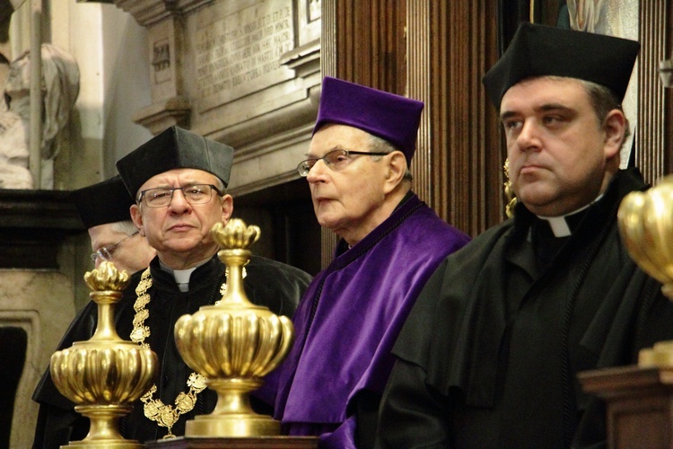 Nadanie tytułu doktora honoris causa prof. Rémiemu Brague'owi