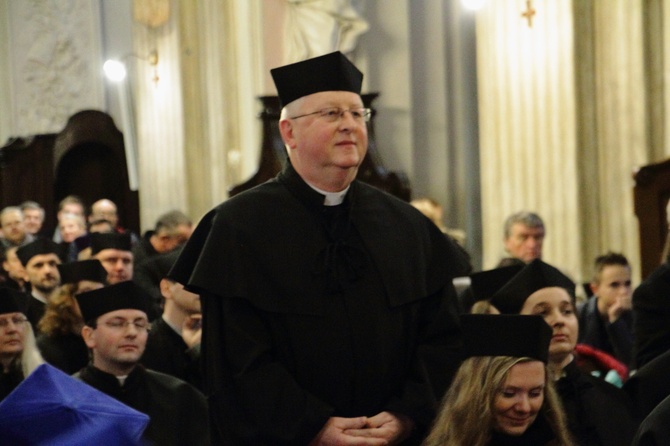 Nadanie tytułu doktora honoris causa prof. Rémiemu Brague'owi