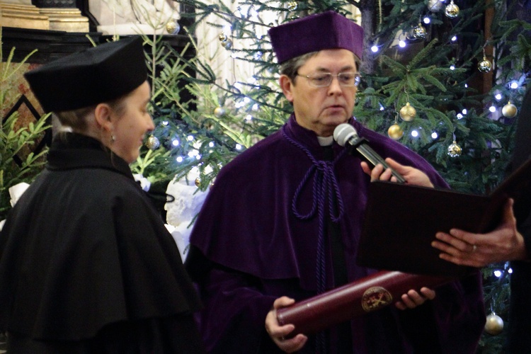 Nadanie tytułu doktora honoris causa prof. Rémiemu Brague'owi