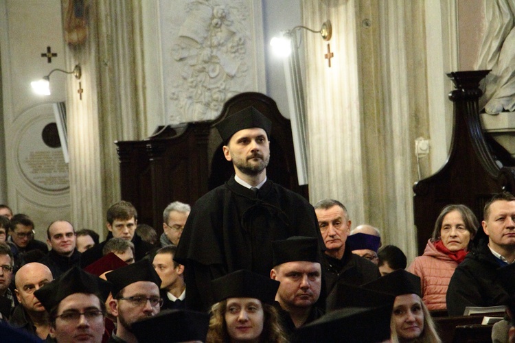 Nadanie tytułu doktora honoris causa prof. Rémiemu Brague'owi