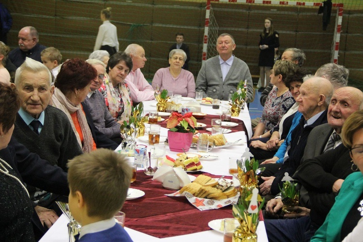 Spotkanie seniorów w Rożnowie