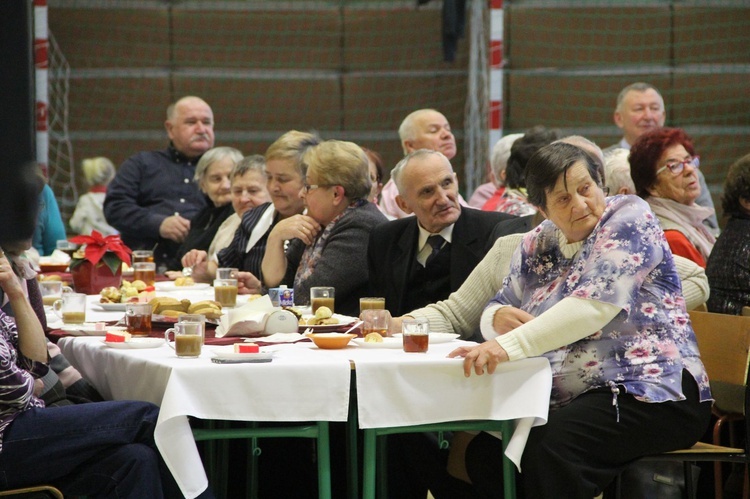 Spotkanie seniorów w Rożnowie