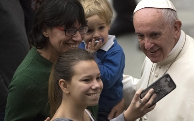 Franciszek: Nie módlcie się jak papugi