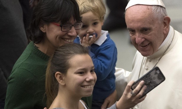 Franciszek: Nie módlcie się jak papugi