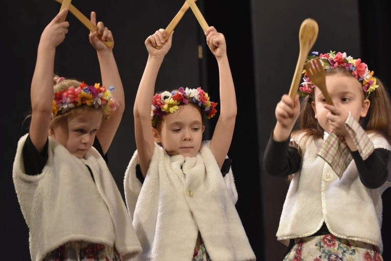 4. dzień XXVI Świdnickiego Przeglądu Zespołów Kolędniczych - 11 stycznia