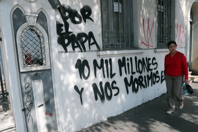 Zamieszki w Chile przed wizytą papieża