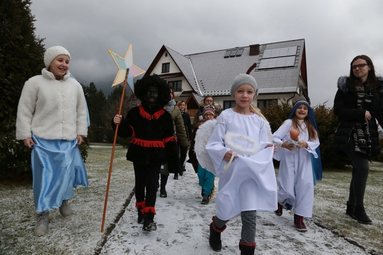 Kolędnicy misyjni w Tylmanowej