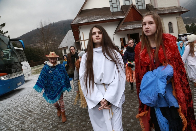 Kolędnicy misyjni w Tylmanowej