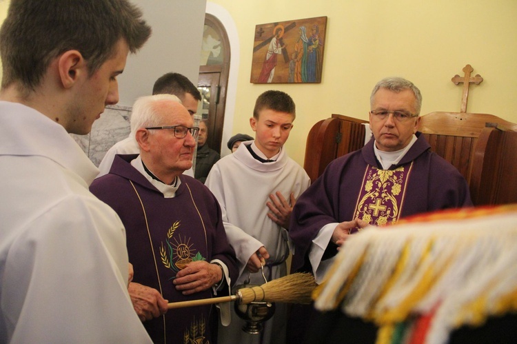 Pamiętajcie, rozpamiętujcie i naśladujcie