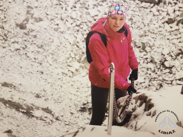 Helena Kmieć na fotografiach z rodzinnego i parafialnego archiwum