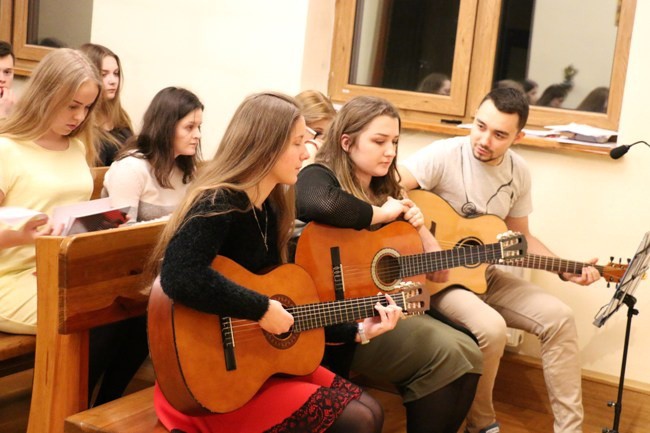 KODA i KAMuzo w Dąbrówce