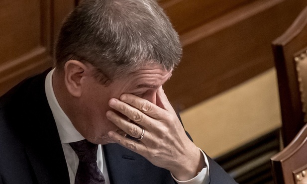 Czeski premier pozbawiony immunitetu