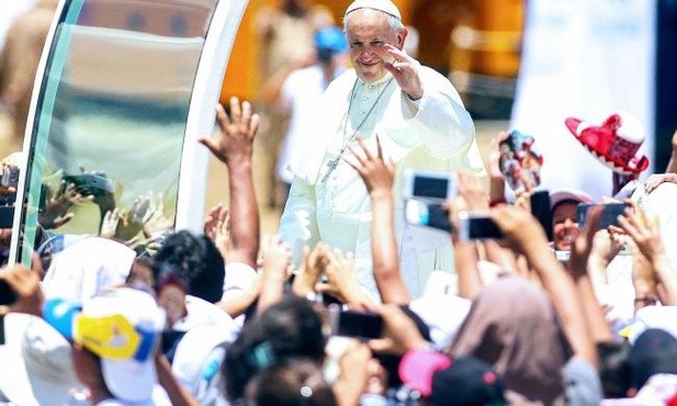 Franciszek przyjeżdża na spotkanie z mieszkańcami regionu Matki Boga