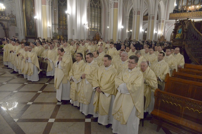 Msza św. w dzień imienin bp. Henryka Tomasika