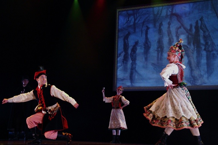 Drogi do wolności - historia Polski w obrazach