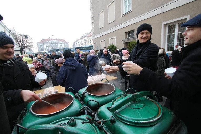 Dzieci roratnie u świętego Józefa