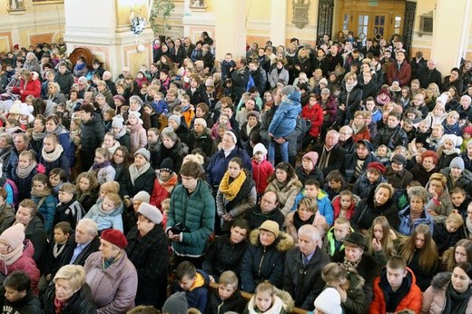 Dzieci roratnie u świętego Józefa