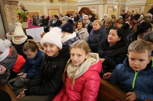 Dzieci roratnie u świętego Józefa