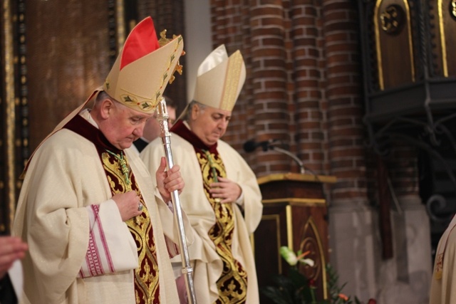 Ingres bp. Romualda Kamińskiego do praskiej katedry