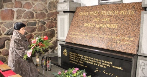 32. rocznica śmierci bp. Wilhelma Pluty