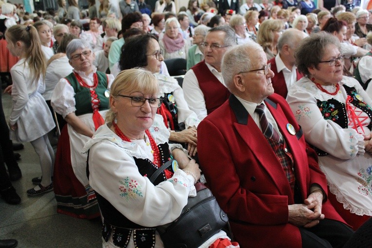 II Przegląd Kolęd i Pastorałek w Złotym Stoku 