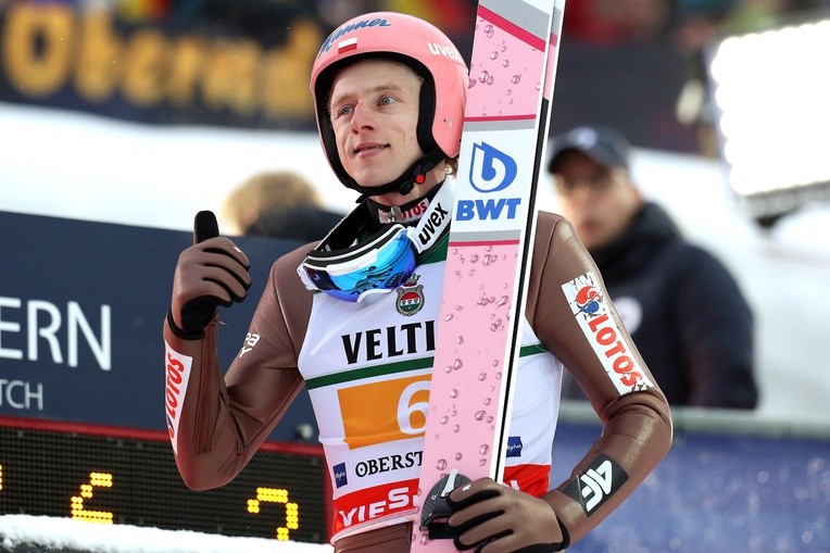 Polska drużyna z medalem Mistrzostw Świata w lotach narciarskich!