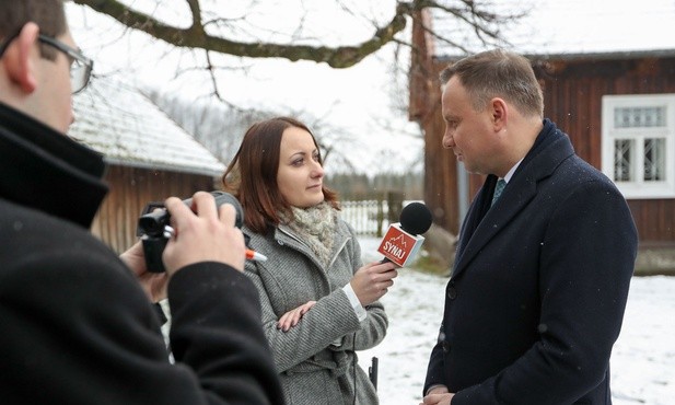 Nie dzielić, a budować jedność