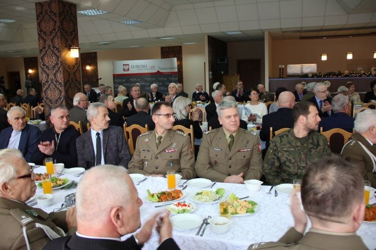 Odznaczenia dla kombatantów i działaczy opozycji antykomunistycznej