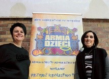 ▲	Charyzmatyczka (z prawej) przyciąga zawsze tłumy chętnych.