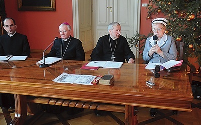 ▲	W spotkaniu wzięła udział m.in. pielęgniarka Helena Matoga, uczennica czcigodnej służebnicy Bożej.