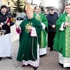 ▲	Pasaż poświęcił bp Henryk Tomasik.