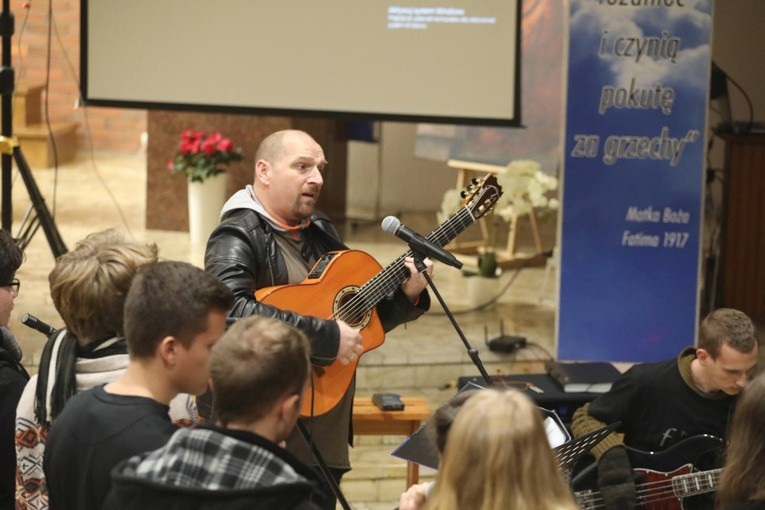 OSDDW z ks. Dariuszem Bartochą SDB