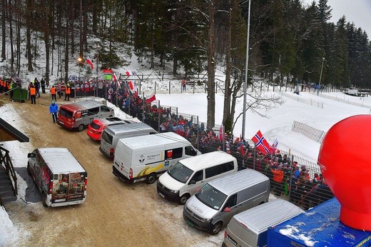 Kibicowanie pod Wielką Krokwią