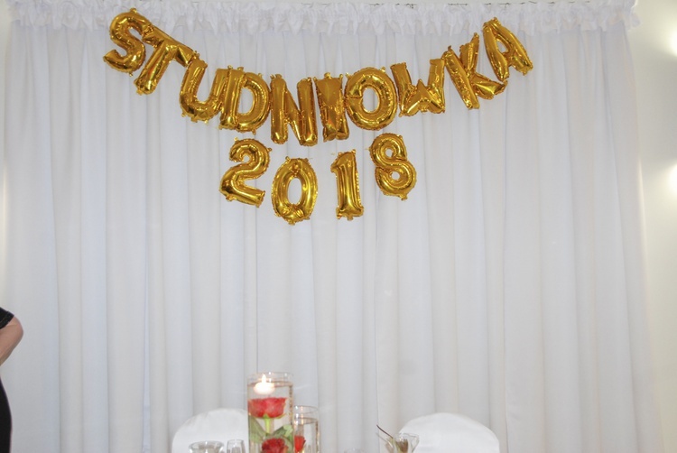 Studniówka w "Klasyku"