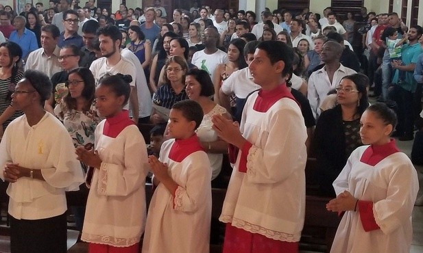 Abp Budzik w odwiedzinach u misjonarzy w Brazylii
